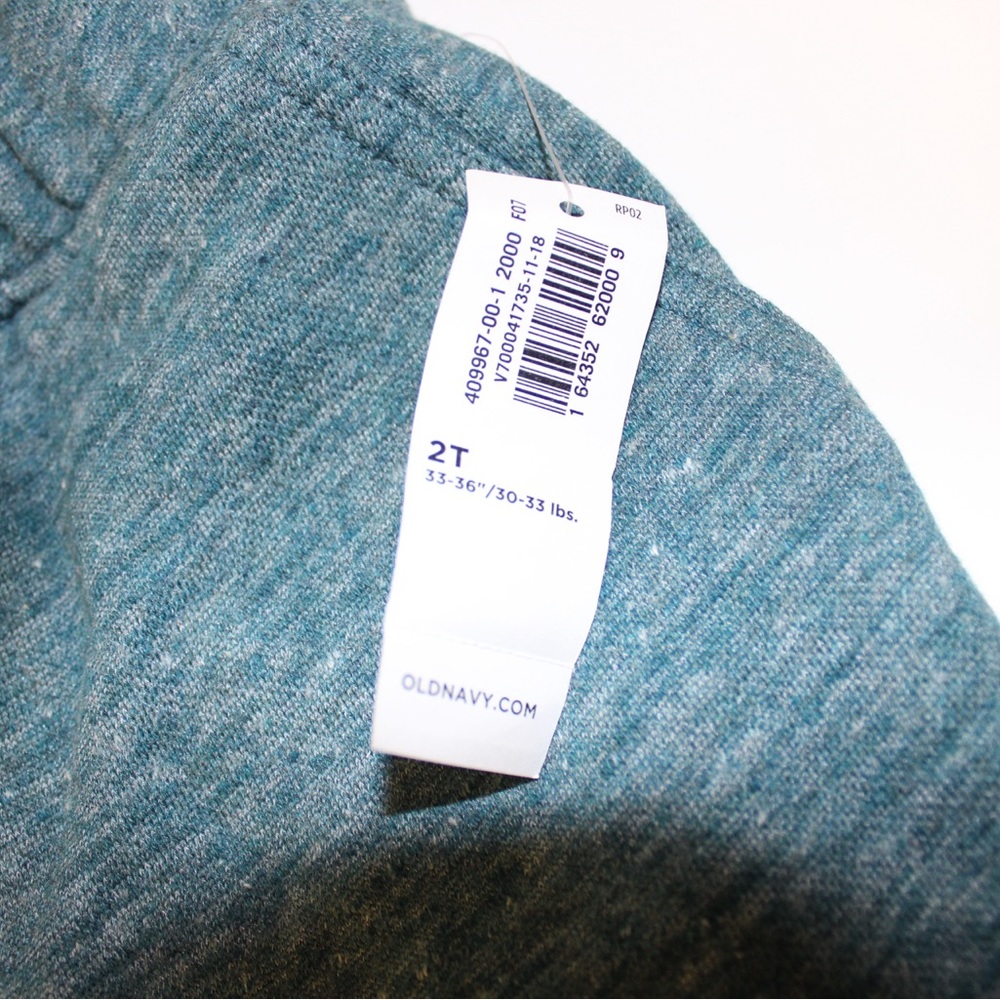 Functional- Drawstring twill shorts - Picture 2 of 3